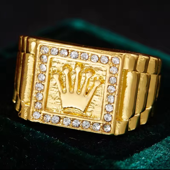 Gold crown ring unisex Size 10 2000s Jewelry Brand New Statement Piece - Picture 3 of 4